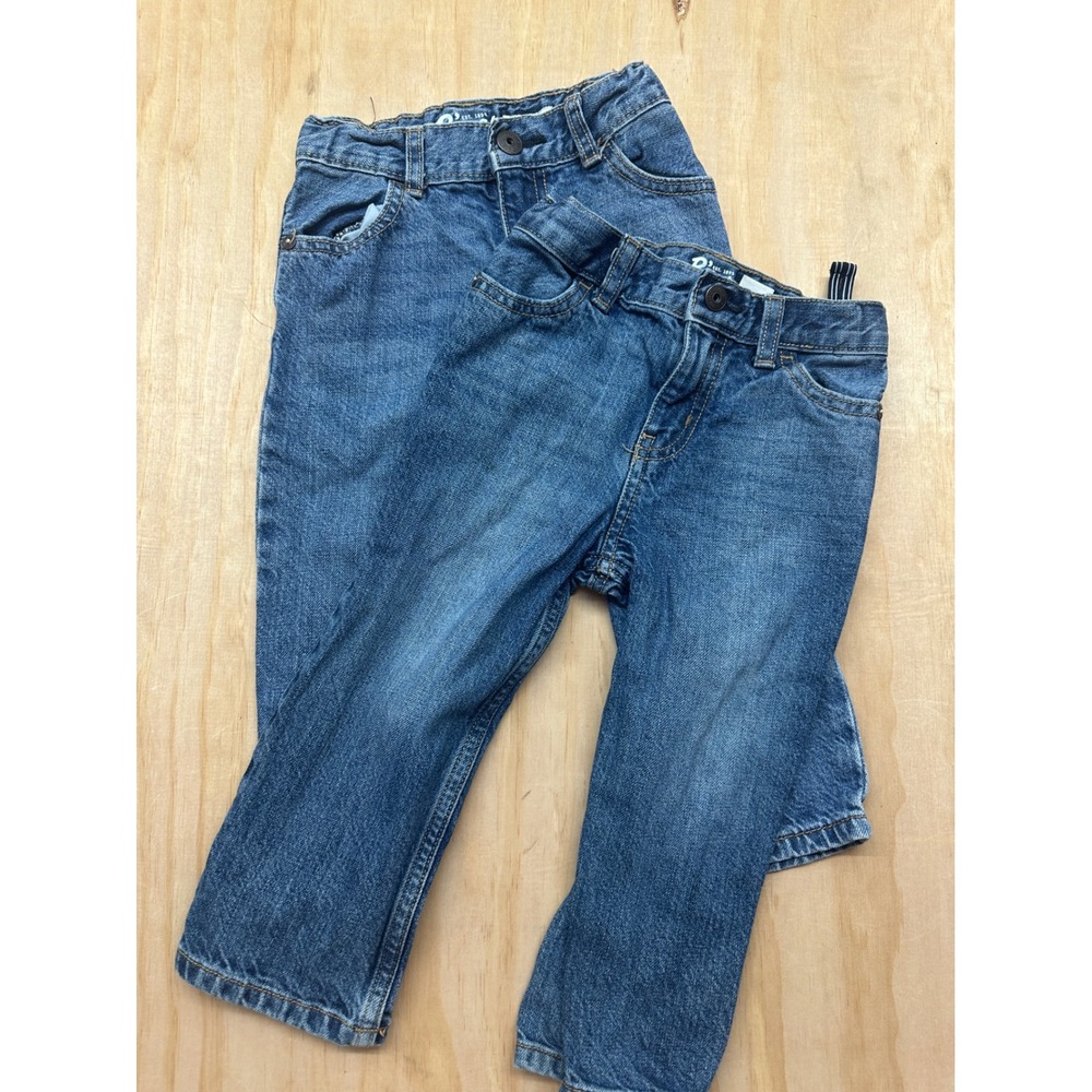 OshKosh B'gosh Kids Classic Blue Jeans Lot of 2 Medium Wash Denim 2T 24M